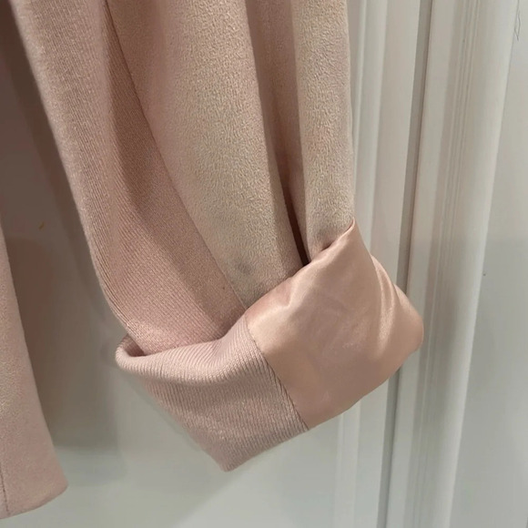 H by Halston Women's Size 6 pink 
Long Sleeve Zip Up lined Blazer with flaw - Picture 15 of 15